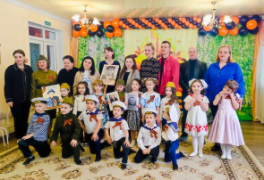 Сегодня в нашем детском саду прошли утренники, посвященные Дню Победы и Бессмертному полку! Сегодня в нашем детском саду прошли утренники, посвященные Дню Победы и Бессмертному полку!.