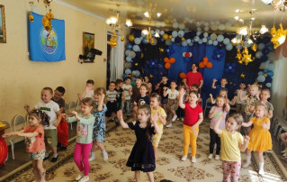 Радостно, звонко, тепло и красочно прошёл главный праздник детства – День защиты детей в МКДОУ №6 «Ручеёк». 🎈🎈🎈 Радостно, звонко, тепло и красочно прошёл главный праздник детства – День защиты детей в МКДОУ №6 «Ручеёк». 🎈🎈🎈.